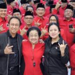 PEMBUKAAN AWAL BULAN EMAS MELAMBUNG TINGGI