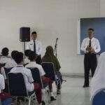 KONSULTAN STAFSUS NADIEM DIJEMPUT PAKSA KEJAGUNG